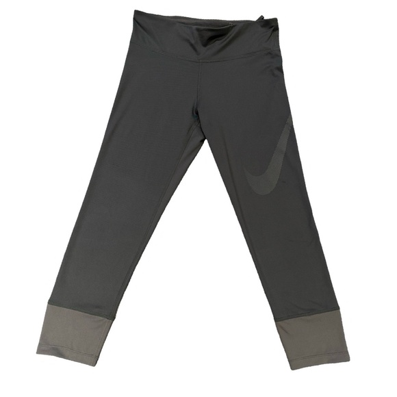 Nike Cropped Capri Grey Leggings Size Small - Picture 1 of 5